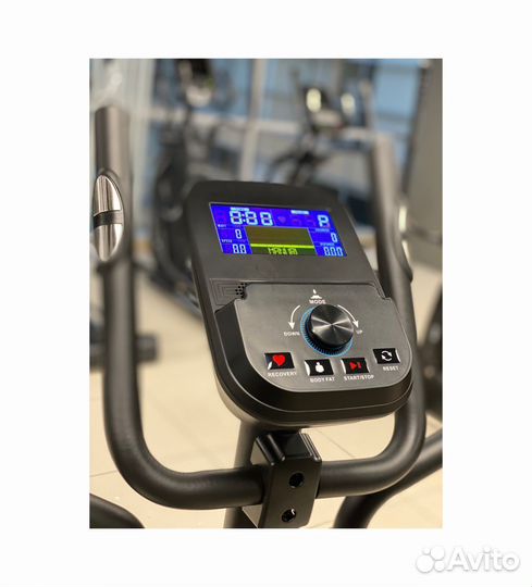 Эллиптический тренажeр Altezani E 140