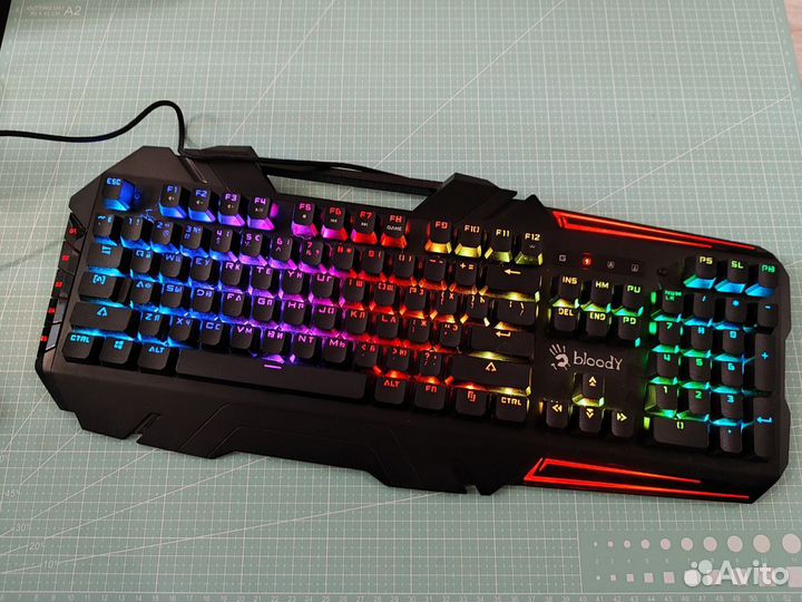 Игровая клавиатура A4tech Bloody B880R