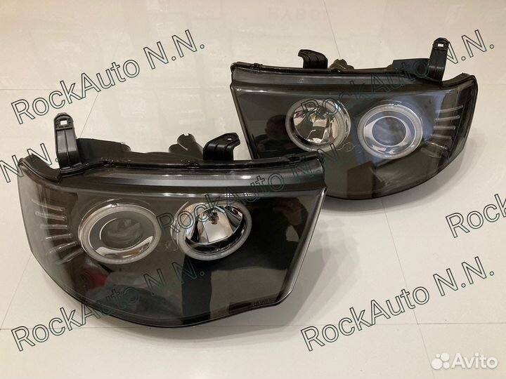 Фара (L+R) Mitsubishi L200 / Triton