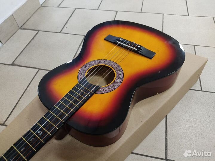 Классическая гитара бу