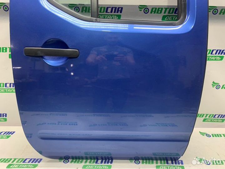 Дверь в сборе задняя правая Nissan Navara пикап