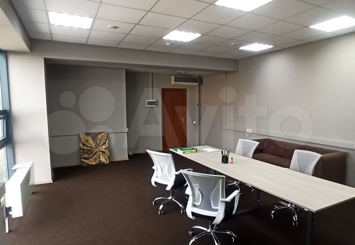 Офисное помещение, 37.5 м² бц Адмирал-Плаза
