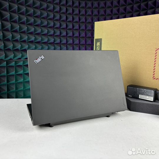 Ноутбук Lenovo ThinkPad i7/8RAM/12.5