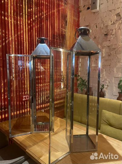 Закрытый подсвечник, фонарь. Декор