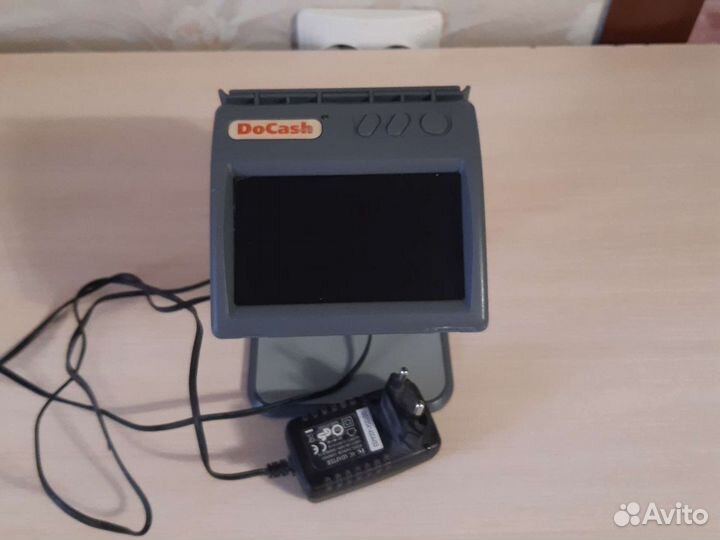 Детектор для проверки денег