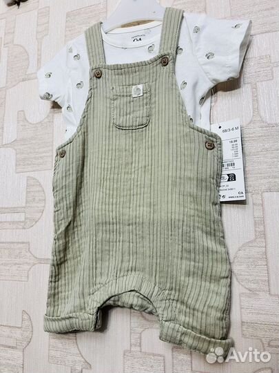 Комплект для малыша комбинезон и футболка C&A