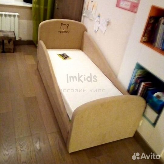 Мягкая кроватка 