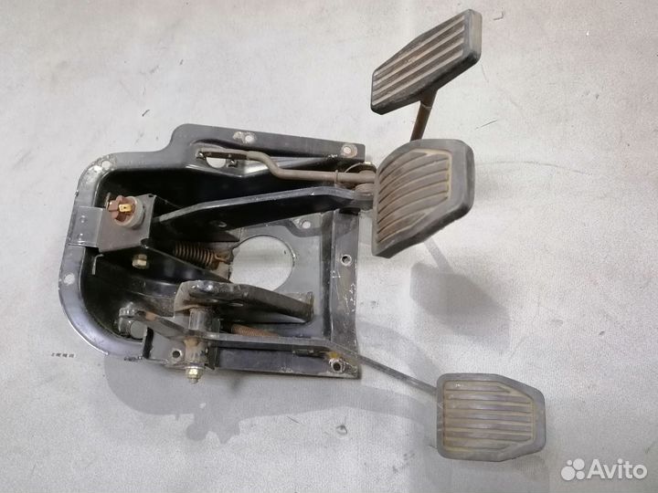 Педальный блок Volvo 343 1984-1991