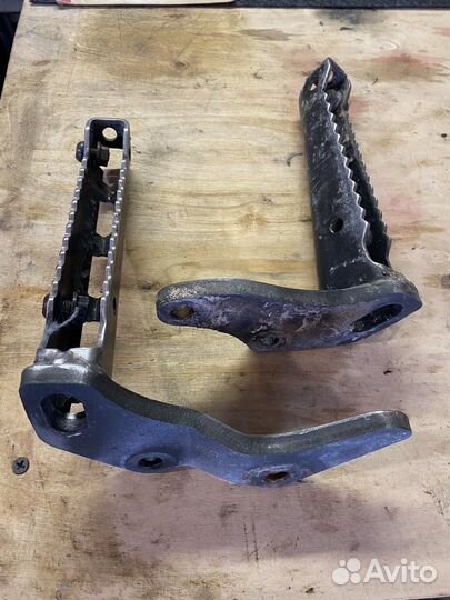 Подножки Yamaha Banshee 350