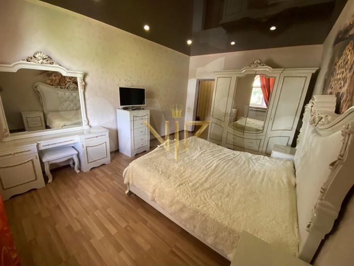 Дом 170 м² на участке 7 сот.