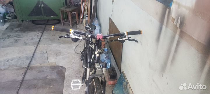 Велосипед cube acid