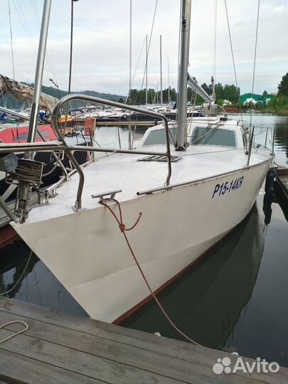 Парусно-моторная прогулочная яхта 9.5 м стальная