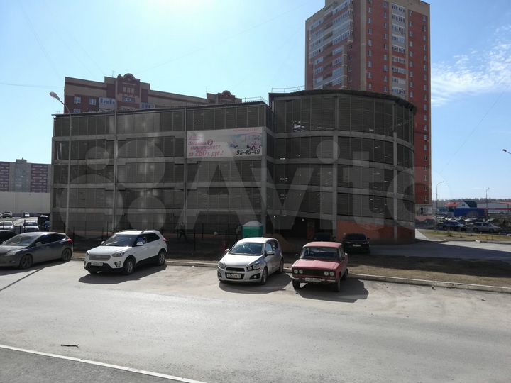 Машиноместо, 16 м²