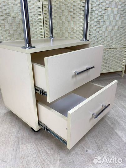 Тележка косметологическая