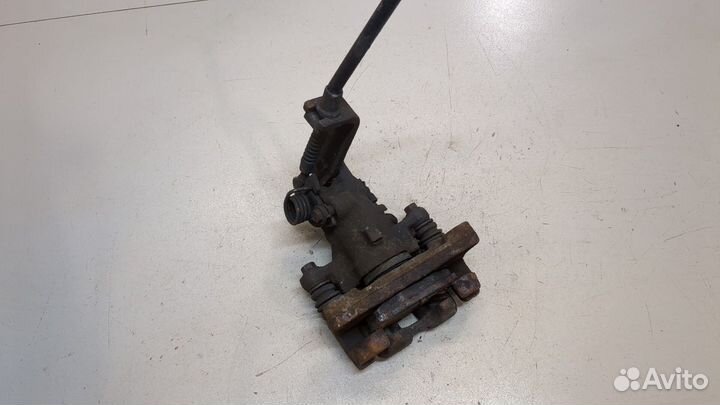 Суппорт Nissan Almera N16, 2000