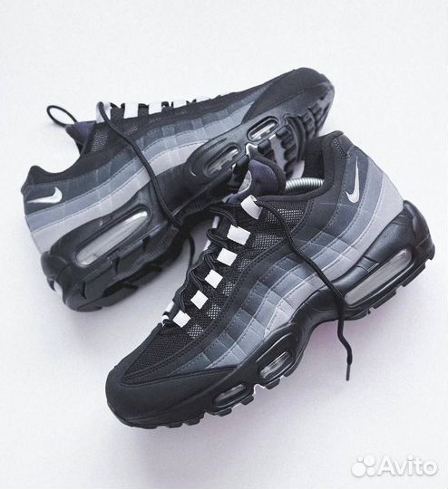 Nike Air Max 95 essential
