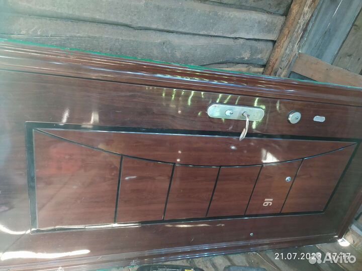 Дверь металлическая