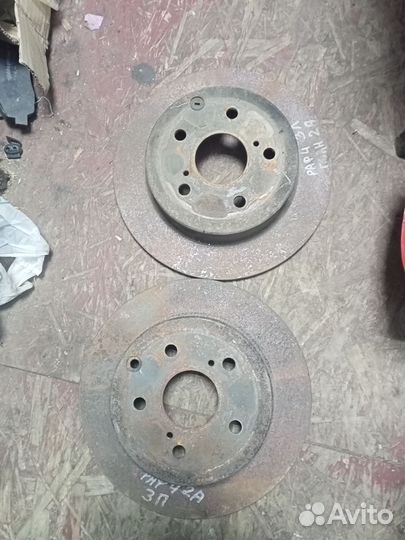 Диски тормозные задние Тойота Раф4 4