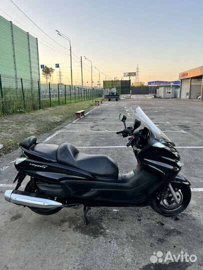 Yamaha Grand Majesty 400