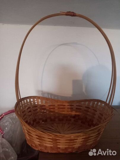Корзина плетеная