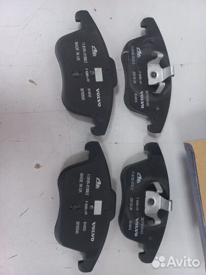 Колодки передние Volvo S80