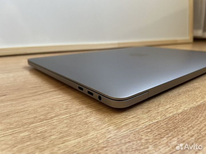 Apple MacBook Pro 13 2018 256gb