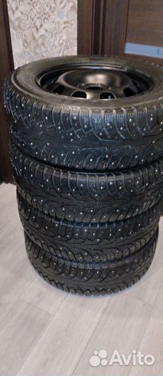 Зимние шины 215 65 16 на дисках штамп. Duster