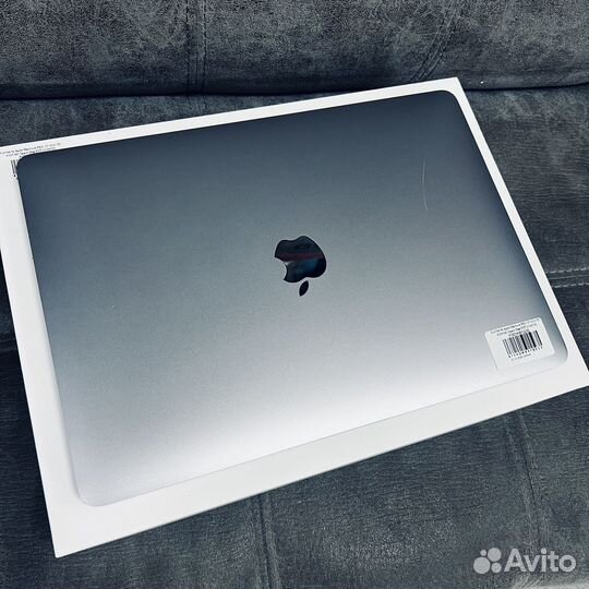 MacBook Pro 13” 2020 TB 8/256 M1 Space Gray