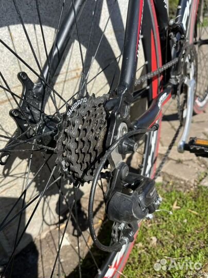 Отличный шоссейный велосипед Phoenix R1.0 Pro-C в