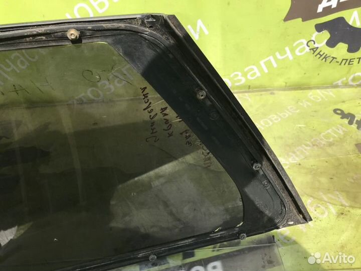 Стекло кузовное глухое заднее правое Vw Passat B3