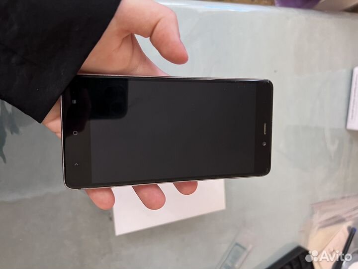 Телефон Xiaomi