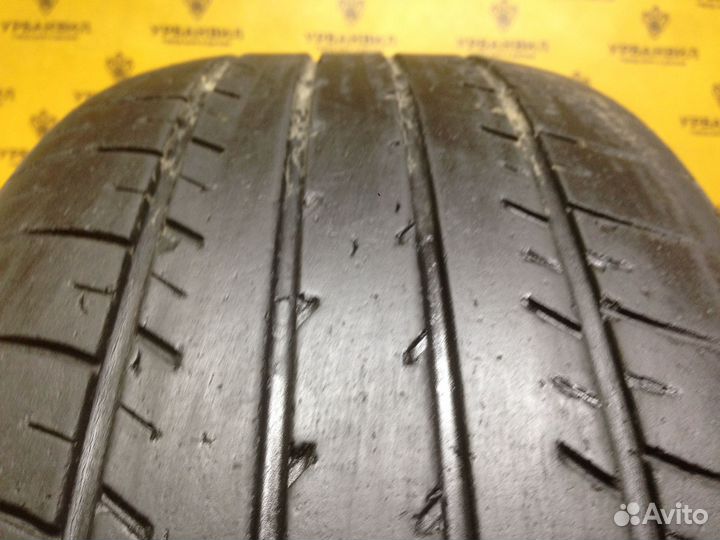 Yokohama dB Decibel E70B 215/55 R17 94V