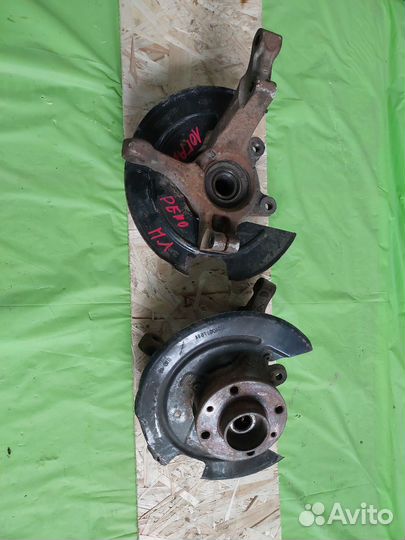 Поворотный кулак renault logan