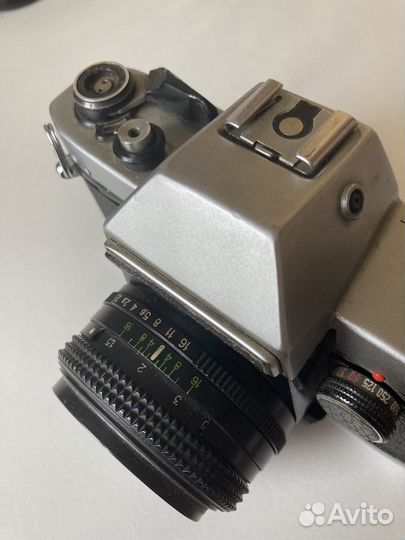 Плёночный фотоаппарат Зенит + обьектив Гелиос 50мм