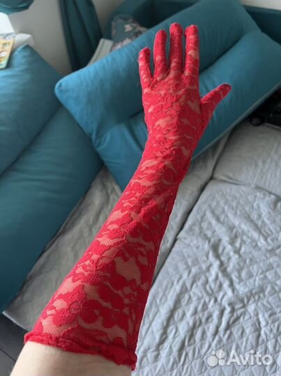 Перчатки кружевные красные