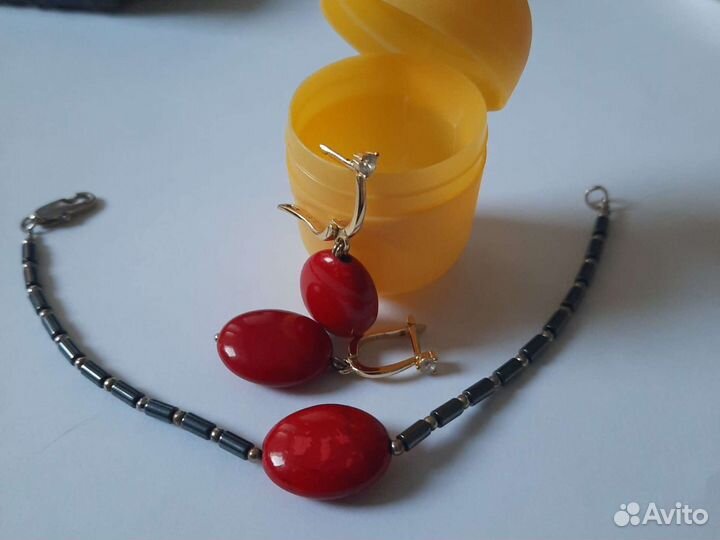 Серьги, браслет с кораллом