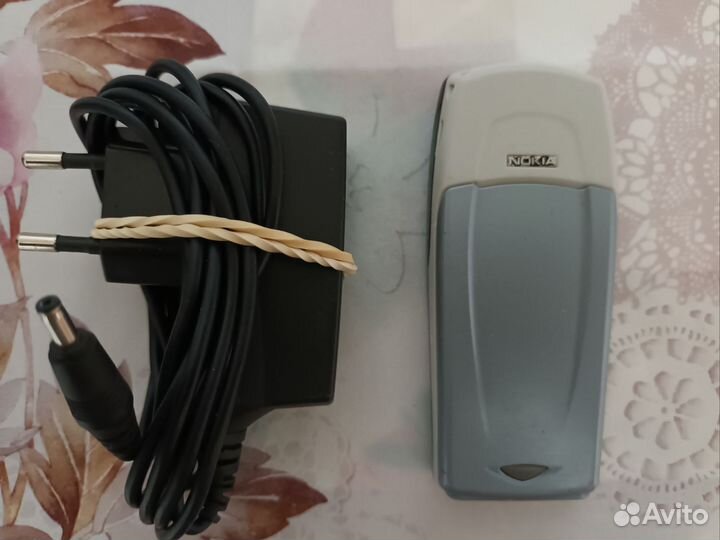 Nokia 6100