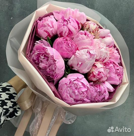 Пионов букет