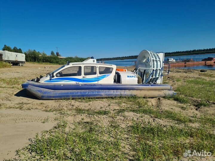 Катер на воздушной подушке Марс 700