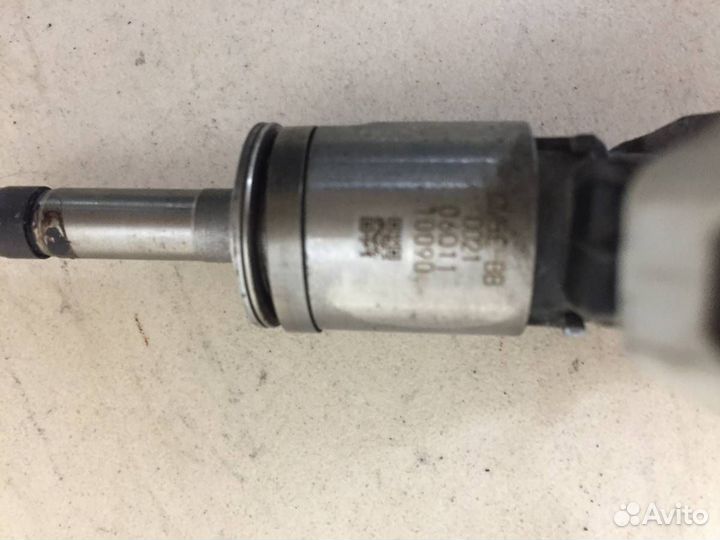 Форсунка инжекторная электрическая Ford Focus 3 20