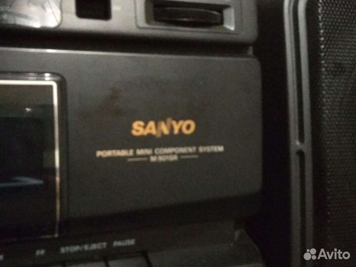 Магнитофон sanyo M 901SR