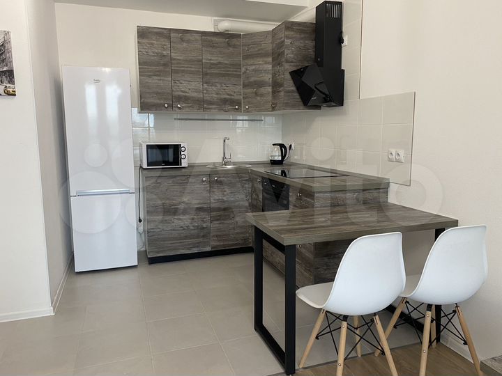 1-к. квартира, 38 м², 14/25 эт.