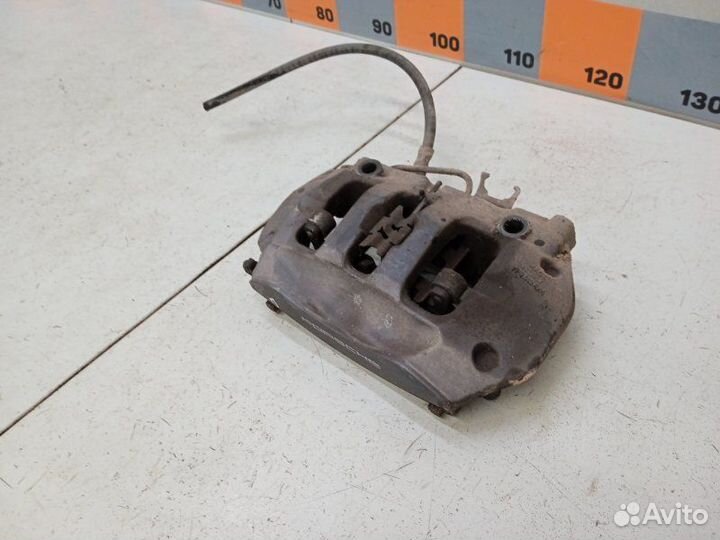 Суппорт задний правый Porsche Cayenne 958 3.6 2010