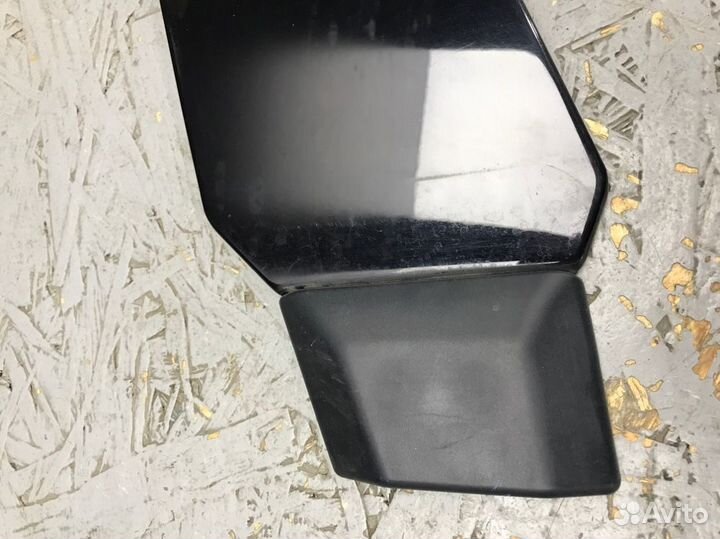 Накладка декоративная правая Audi A5 8T cdnc 2011