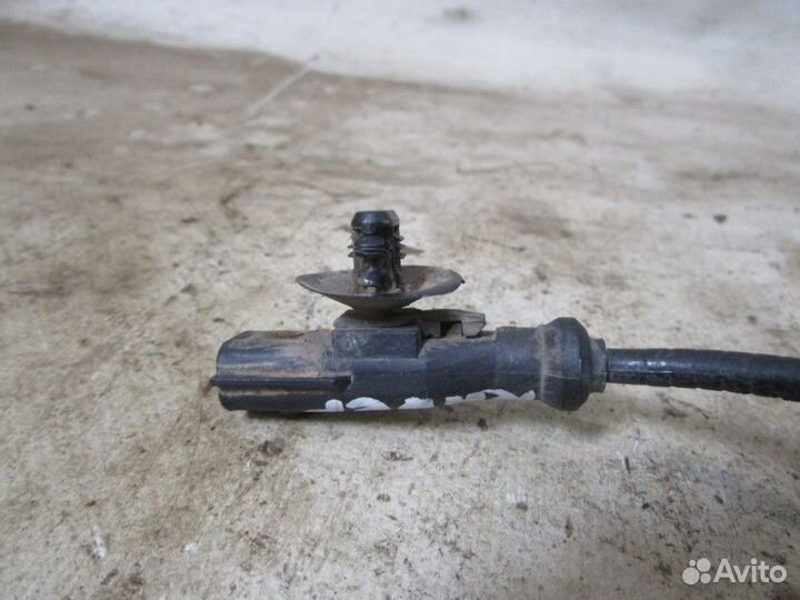 Датчик ABS передний Renault Duster 2012 (479109155