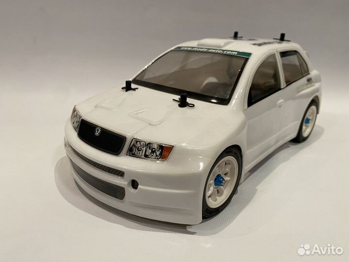 Радиоуправляемая модель Scoda Шкода 1/10