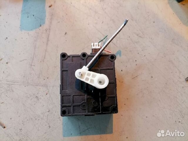 Сервопривод печки MR270676 Mitsubishi Galant Legnu