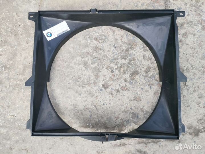 Кожух вентилятора bmw е34 М20