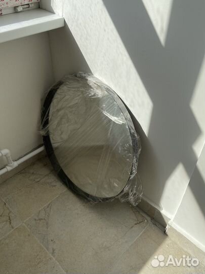 Круглое зеркало