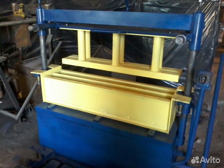 Вибропресс для бордюров